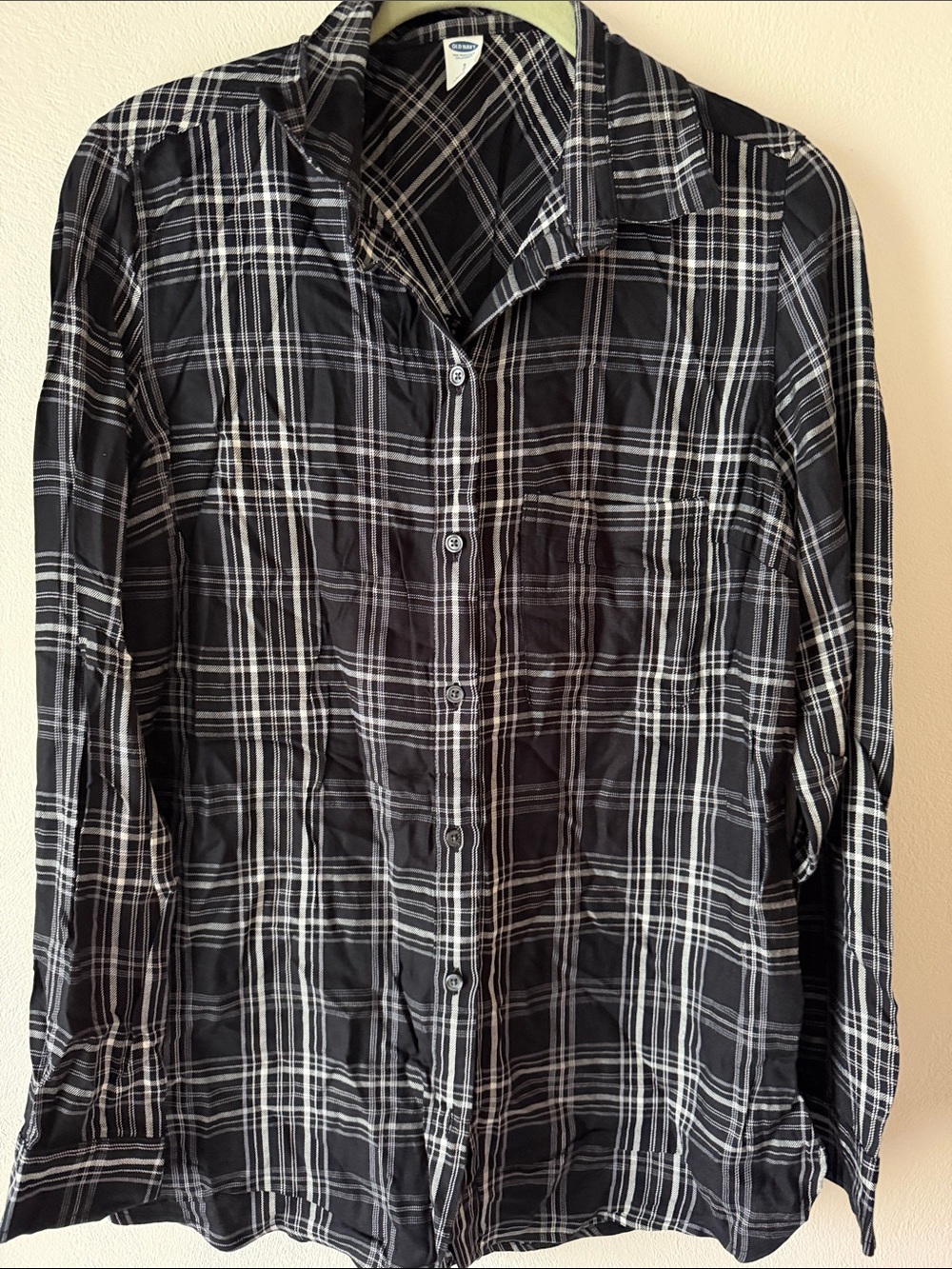 Old Navy Black & White Plaid Button-Down Shirt
